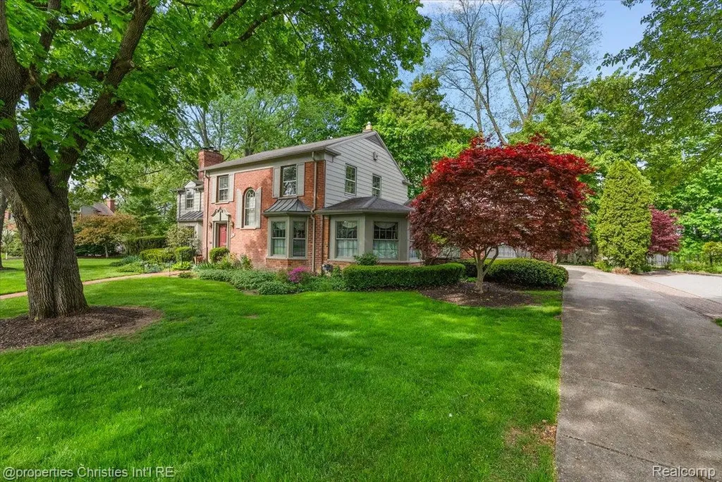 341 Westwood Drive Bloomfield Hills City MI 48301