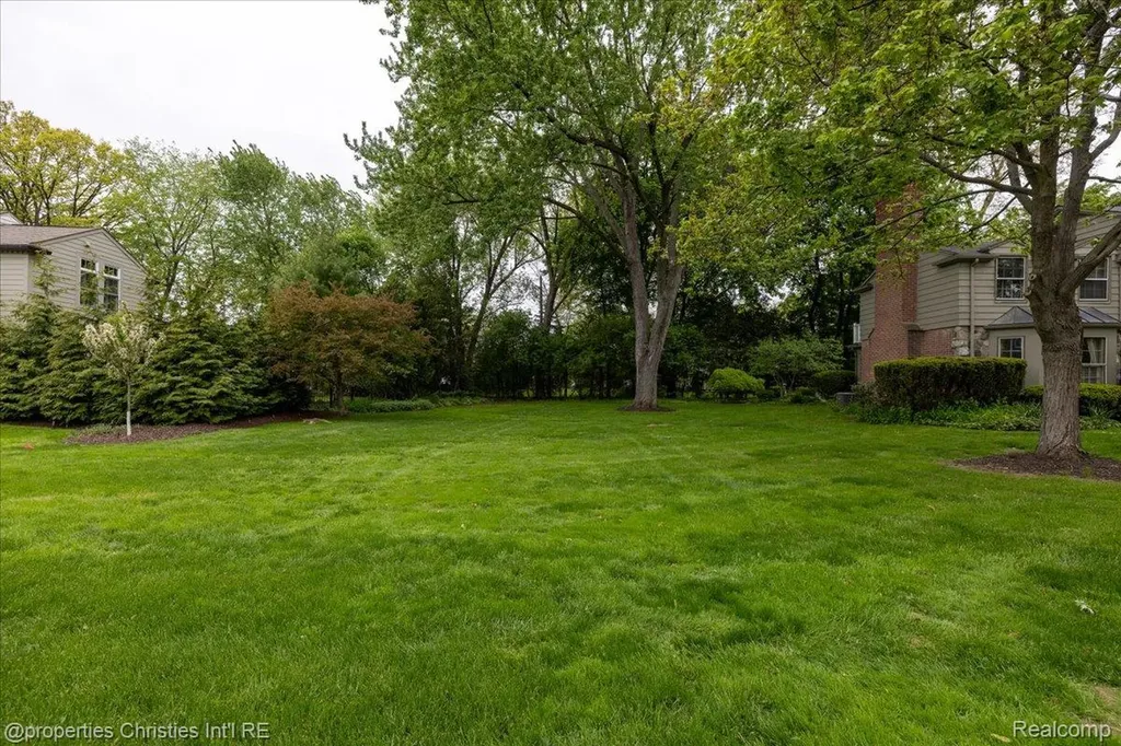 341 Westwood Drive Bloomfield Hills City MI 48301