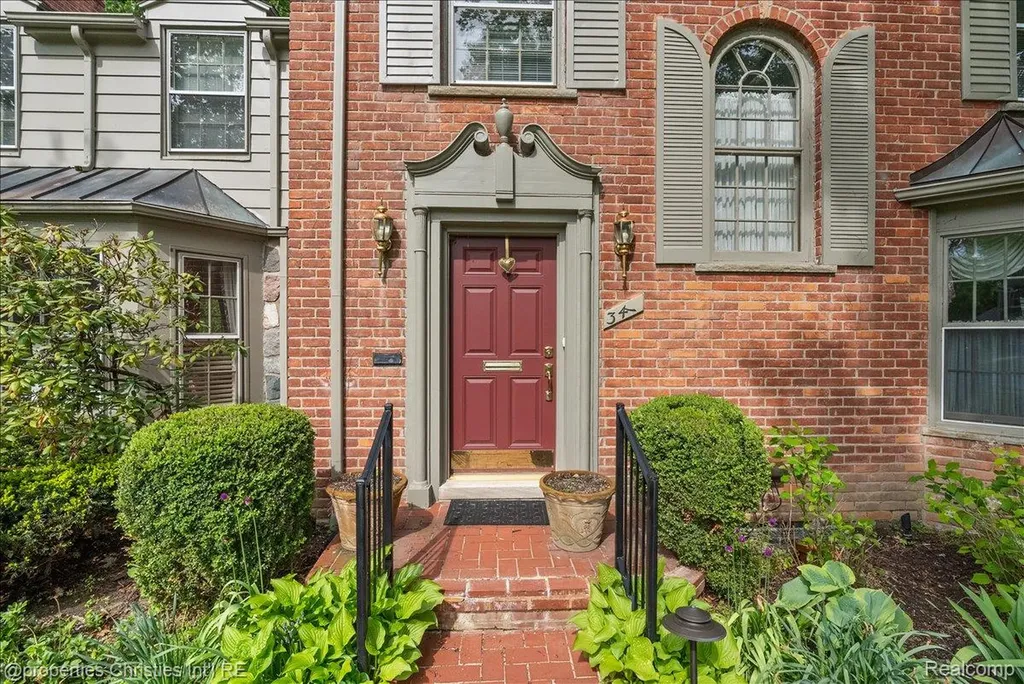 341 Westwood Drive Bloomfield Hills City MI 48301