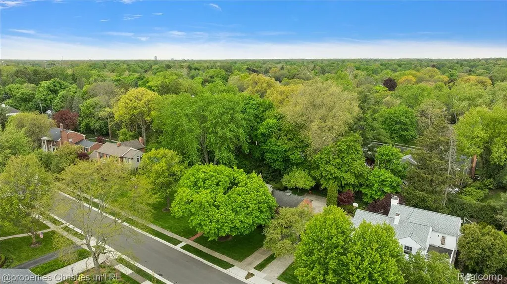 341 Westwood Drive Bloomfield Hills City MI 48301