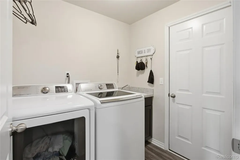 45766 Aragon Lane Canton Charter Township MI 48187