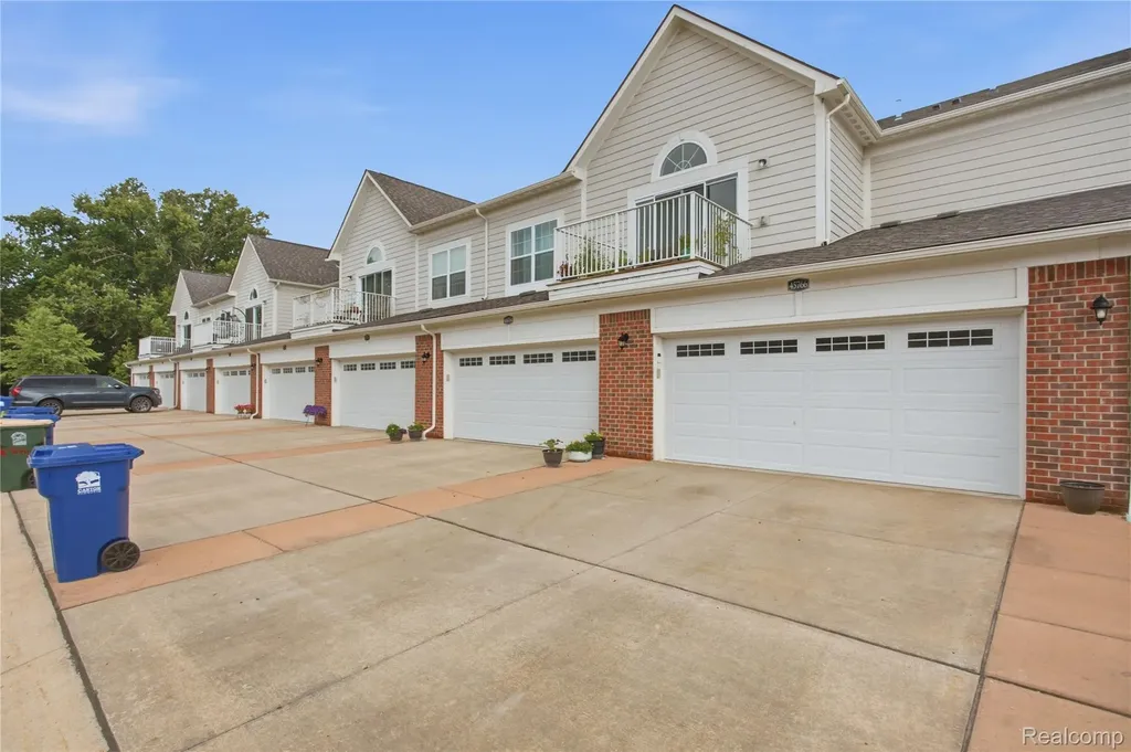 45766 Aragon Lane Canton Charter Township MI 48187