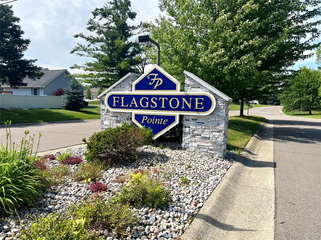 6476 Stonebrook Lane Flint Charter Township MI 48433