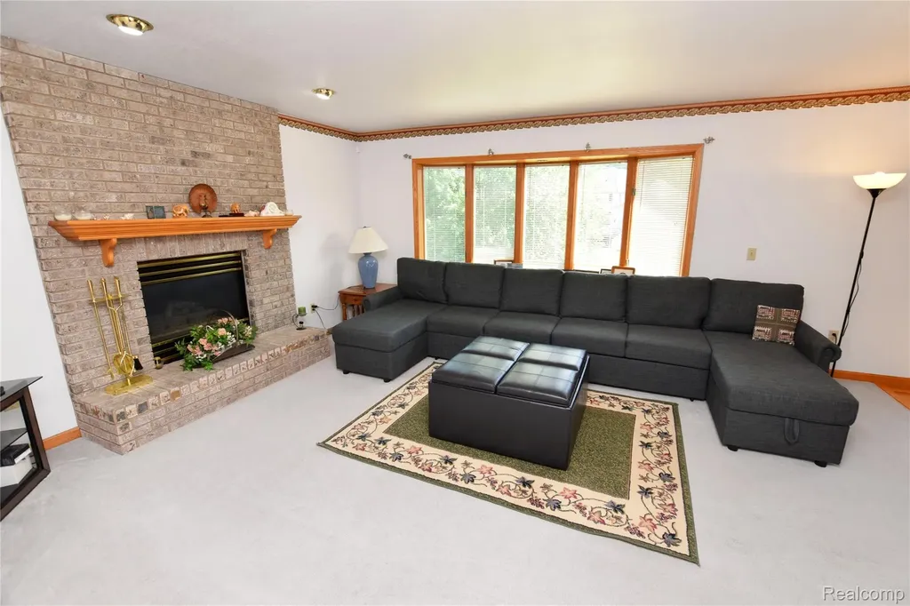 6476 Stonebrook Lane Flint Charter Township MI 48433