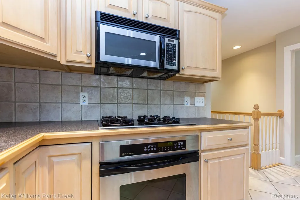 20695 Gaberty Drive Clinton Charter Township MI 48038