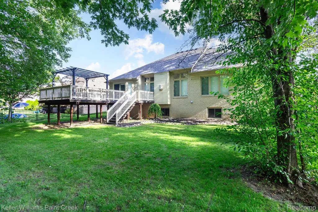 20695 Gaberty Drive Clinton Charter Township MI 48038