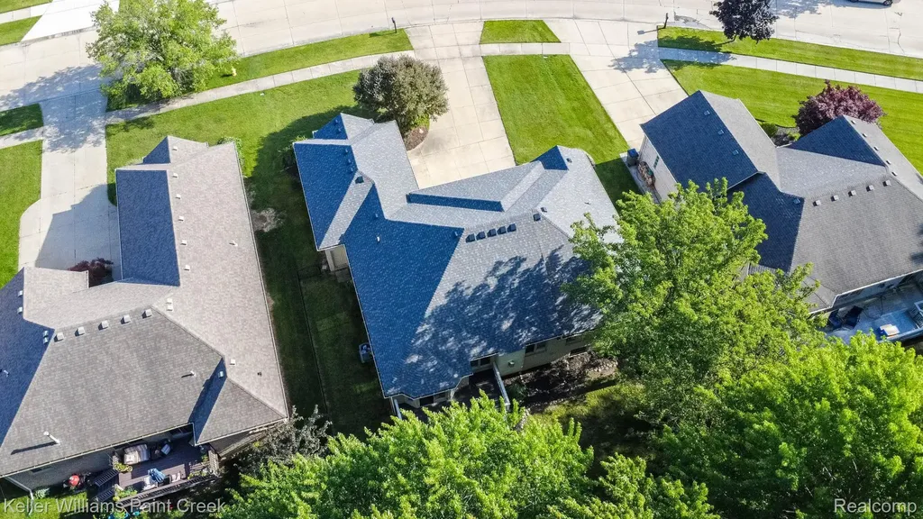 20695 Gaberty Drive Clinton Charter Township MI 48038