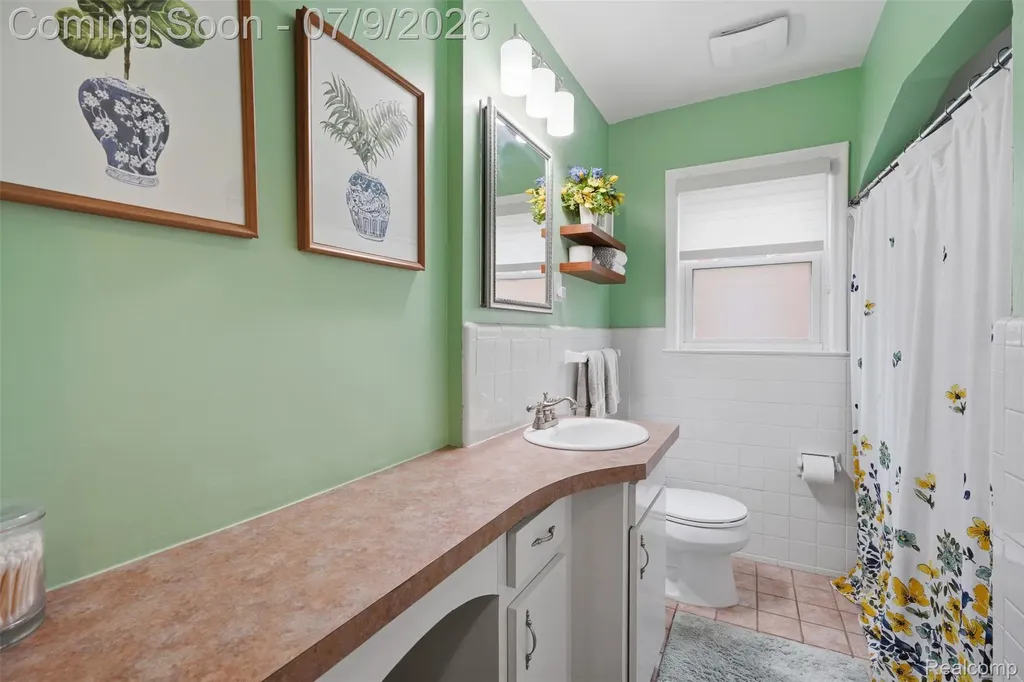1024 Wyandotte Avenue Royal Oak City MI 48067