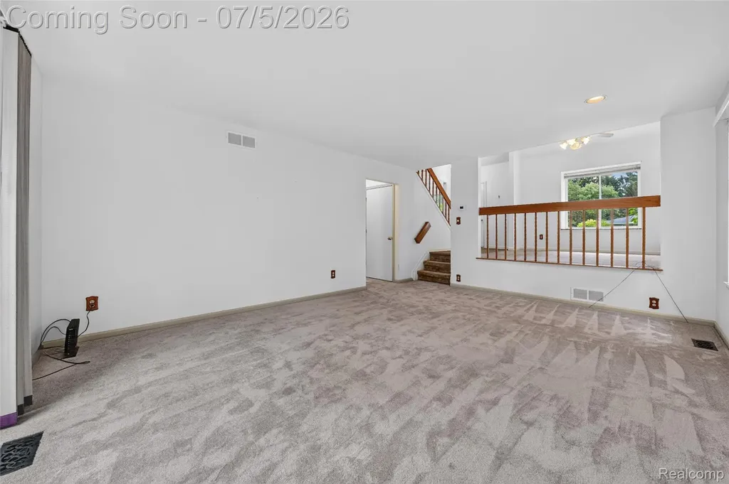 2305 Ellery Avenue Waterford Charter Township MI 48327