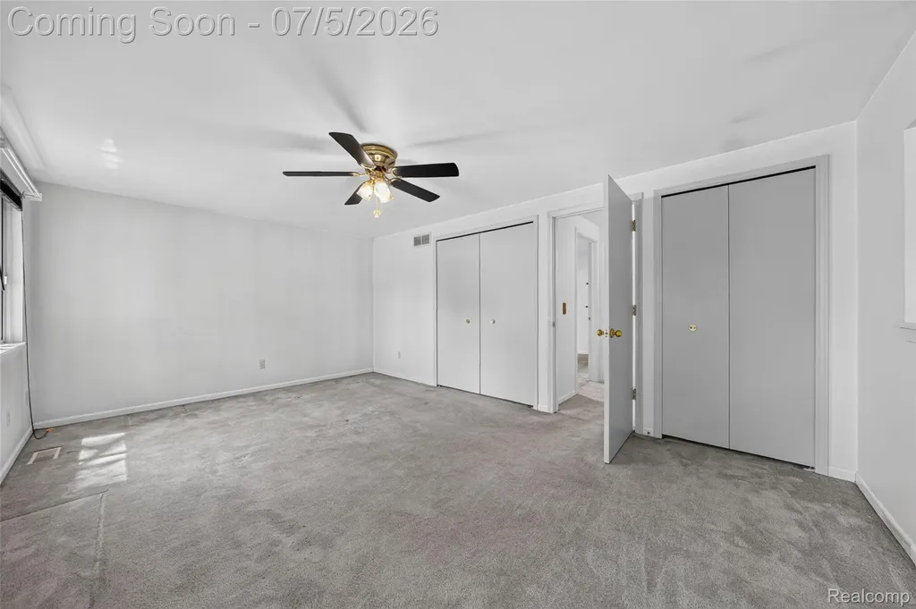 2305 Ellery Avenue Waterford Charter Township MI 48327