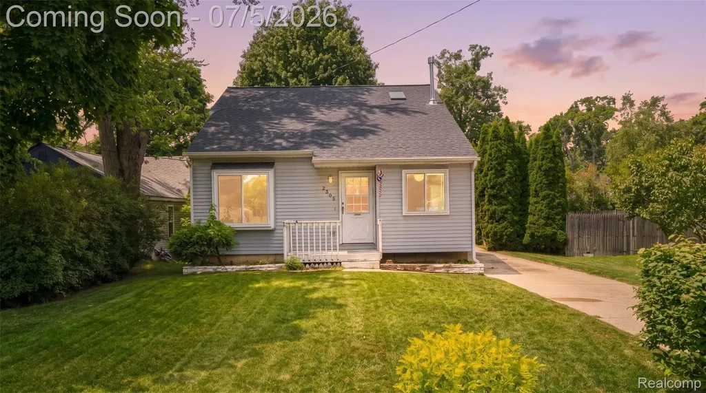 2305 Ellery Avenue Waterford Charter Township MI 48327