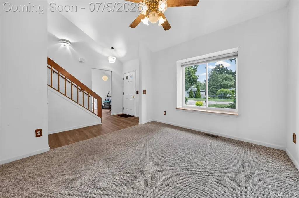 2305 Ellery Avenue Waterford Charter Township MI 48327