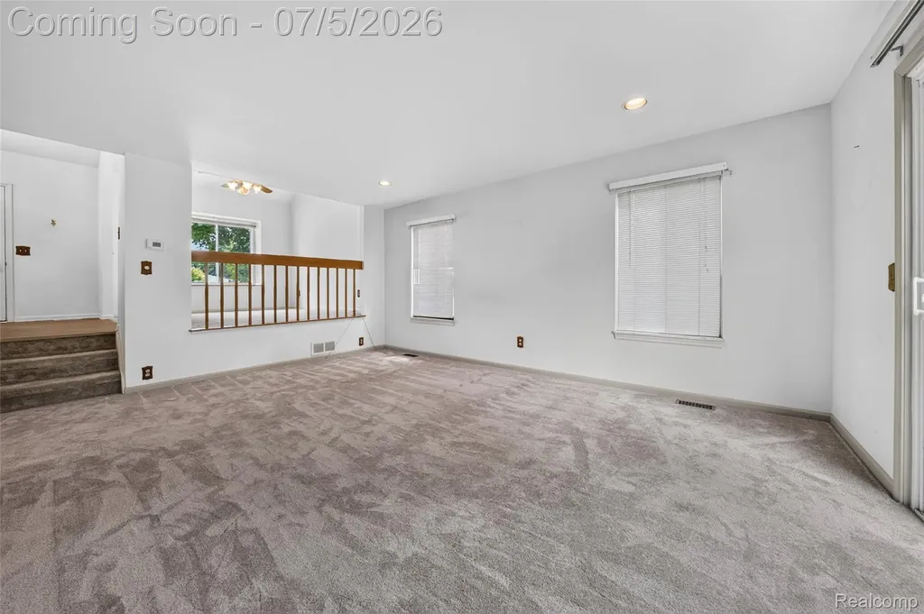 2305 Ellery Avenue Waterford Charter Township MI 48327