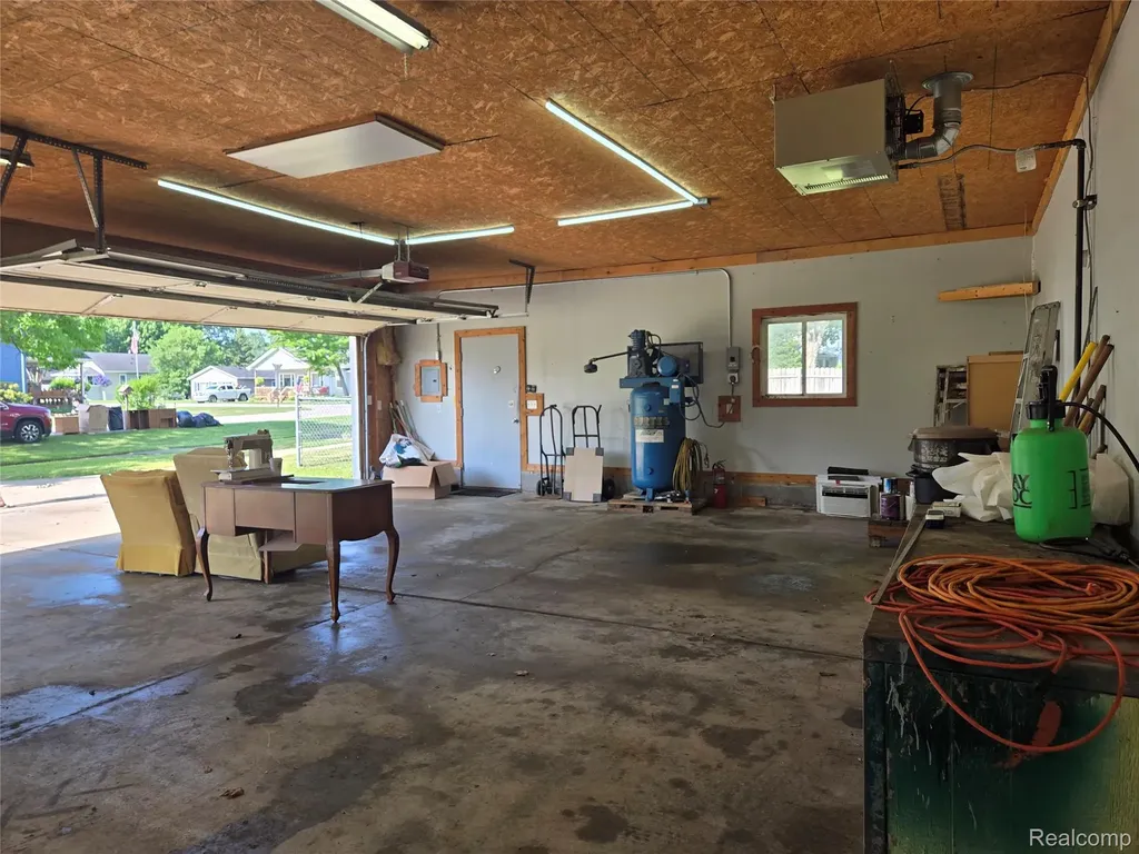 1569 New Hampshire Avenue Marysville City MI 48040