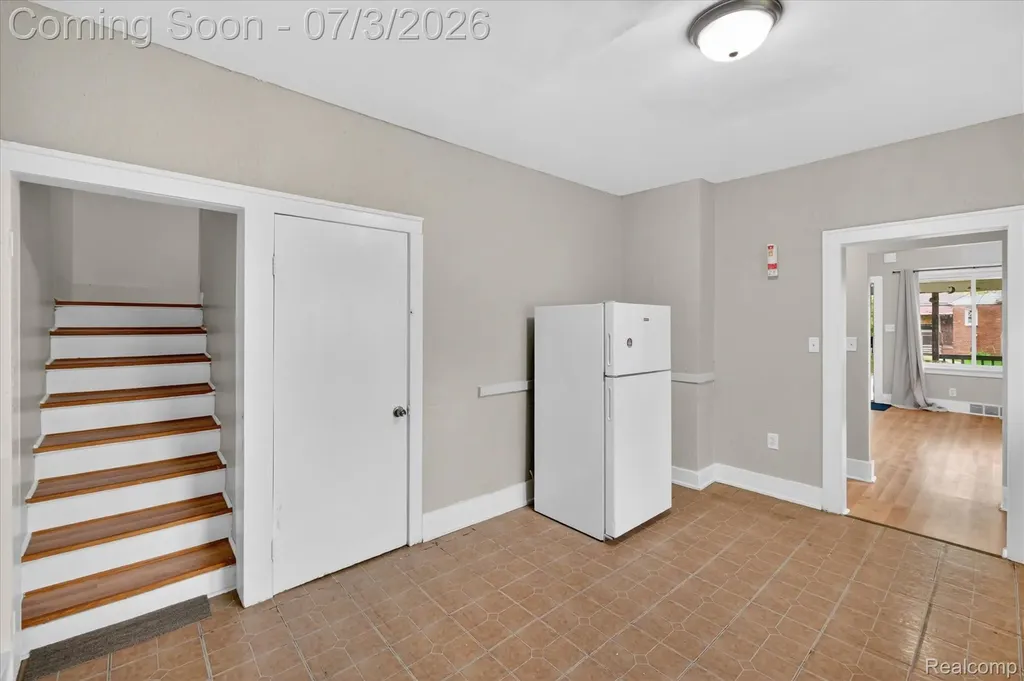 6881 Brace Street Detroit City MI 48228