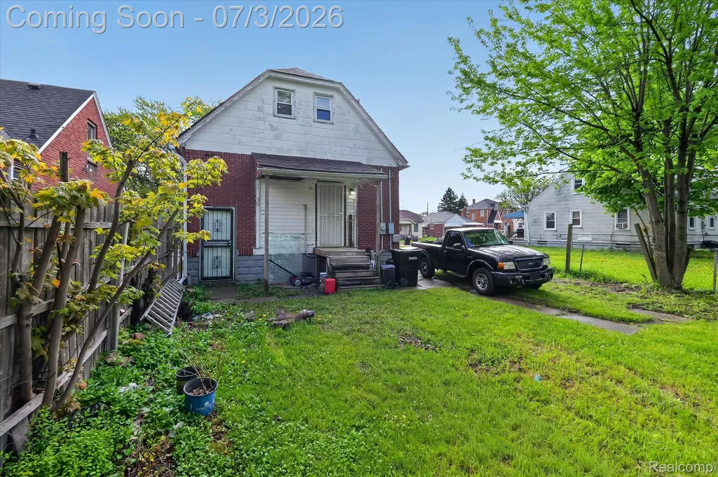 6881 Brace Street Detroit City MI 48228