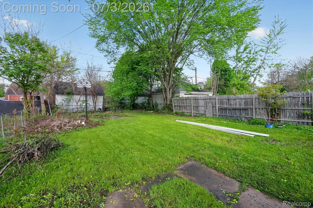 6881 Brace Street Detroit City MI 48228