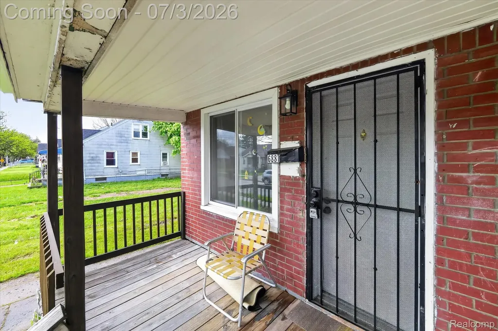 6881 Brace Street Detroit City MI 48228