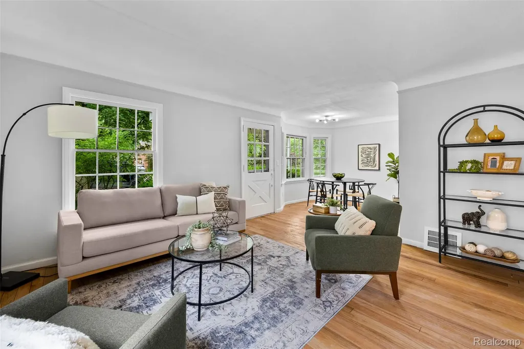 414 Aqua Court Royal Oak City MI 48073