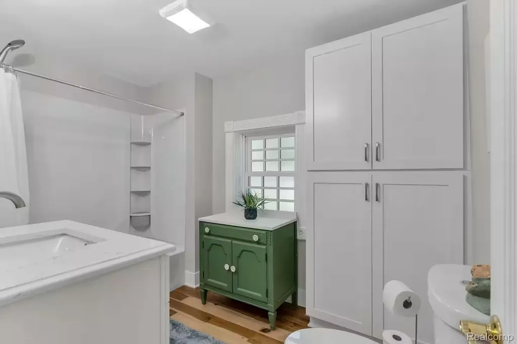 4567 N Seymour Road Flushing Charter Township MI 48433