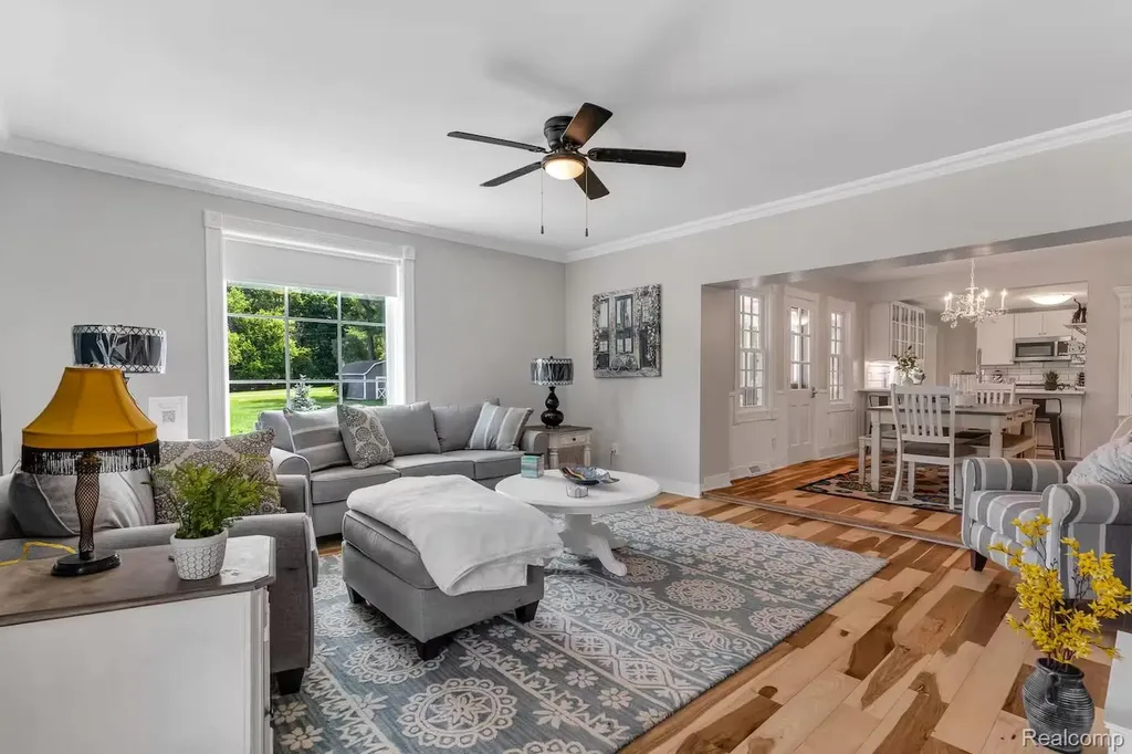 4567 N Seymour Road Flushing Charter Township MI 48433