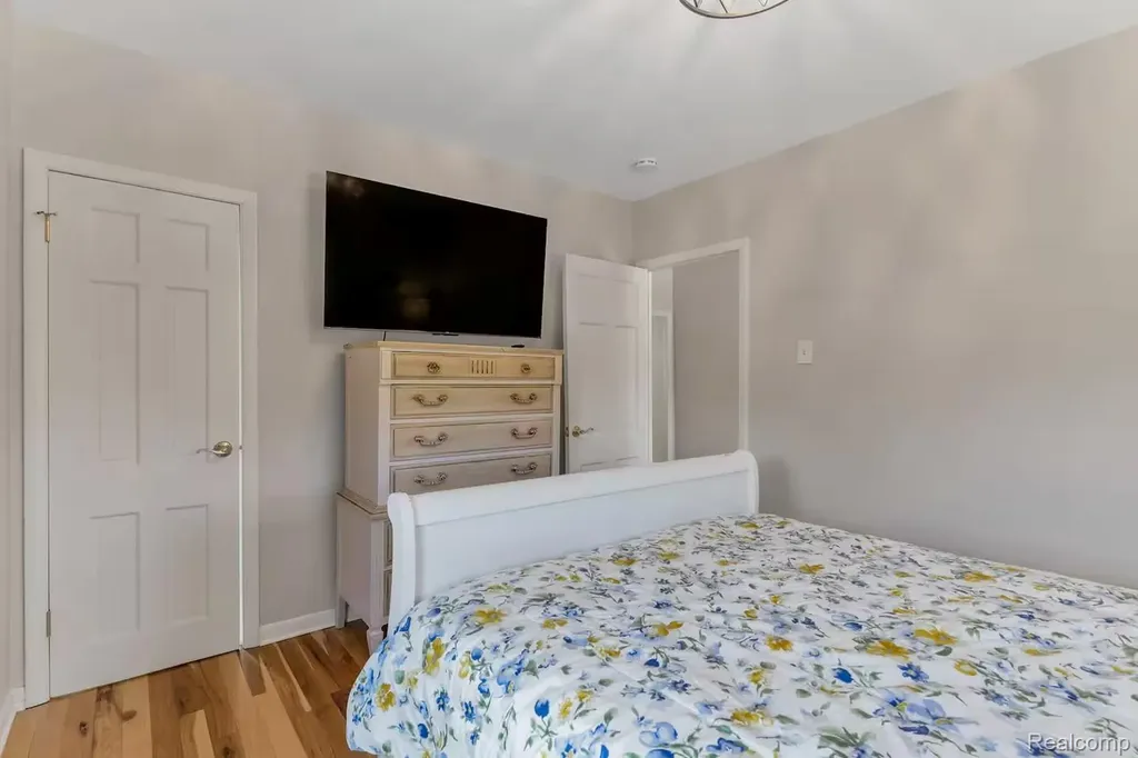 4567 N Seymour Road Flushing Charter Township MI 48433