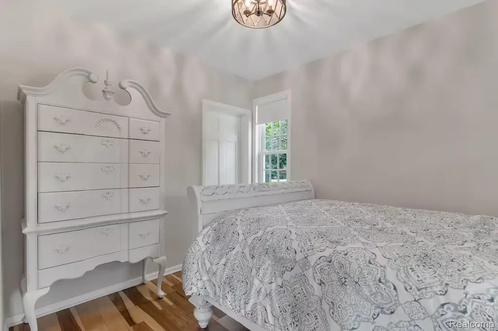 4567 N Seymour Road Flushing Charter Township MI 48433