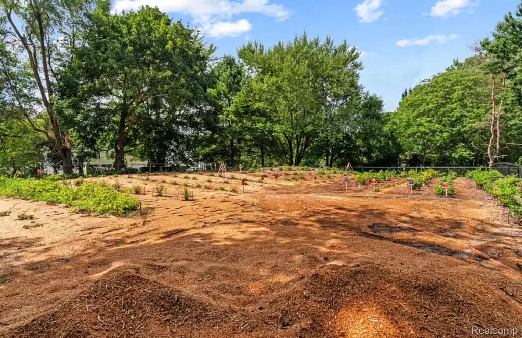 4567 N Seymour Road Flushing Charter Township MI 48433
