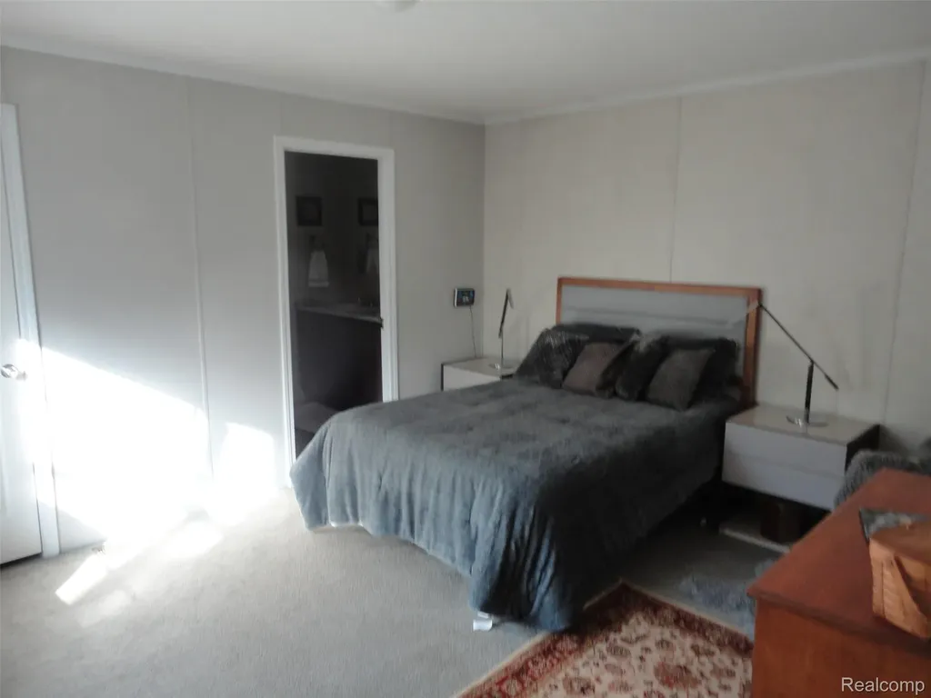 21 Saint Andrews Bedford Township MI 48182