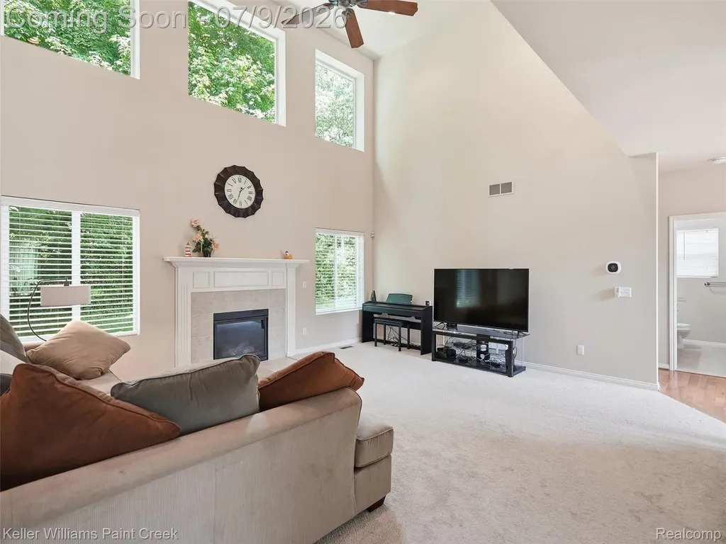 846 Monterey Lane Rochester Hills City MI 48307