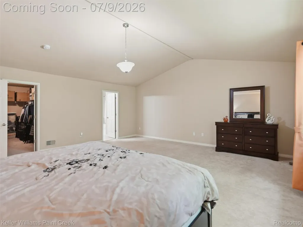 846 Monterey Lane Rochester Hills City MI 48307