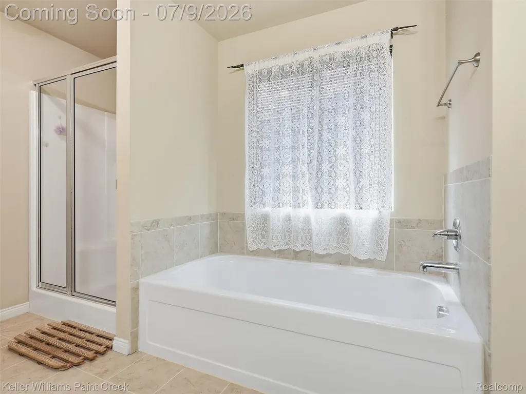 846 Monterey Lane Rochester Hills City MI 48307
