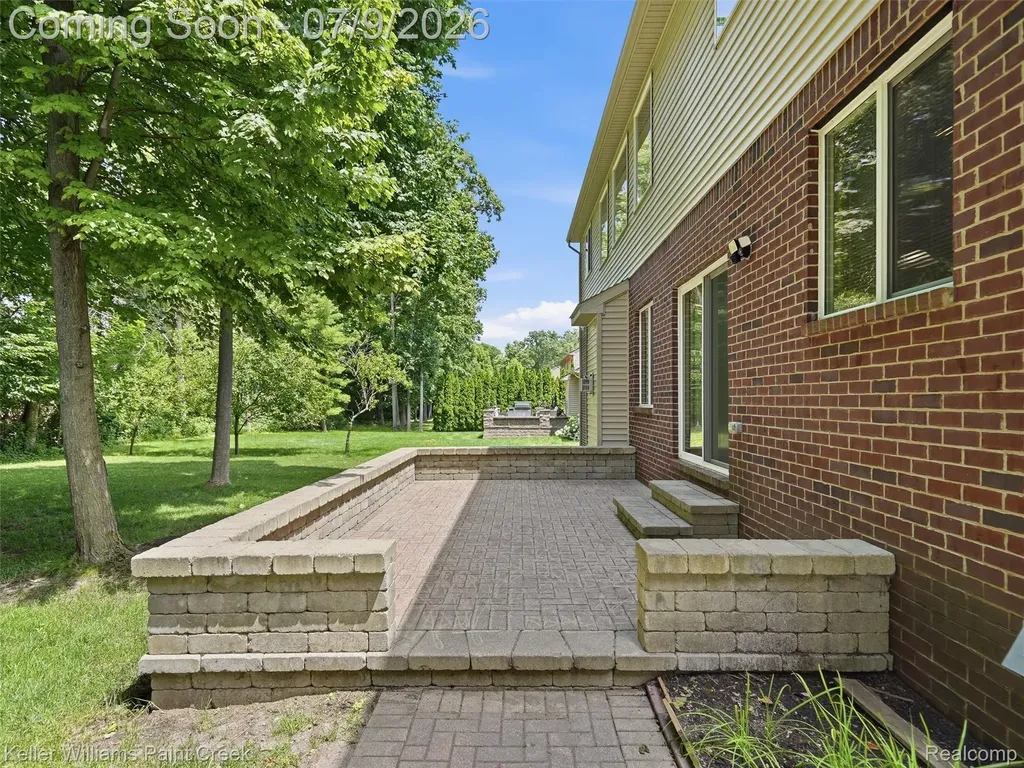 846 Monterey Lane Rochester Hills City MI 48307
