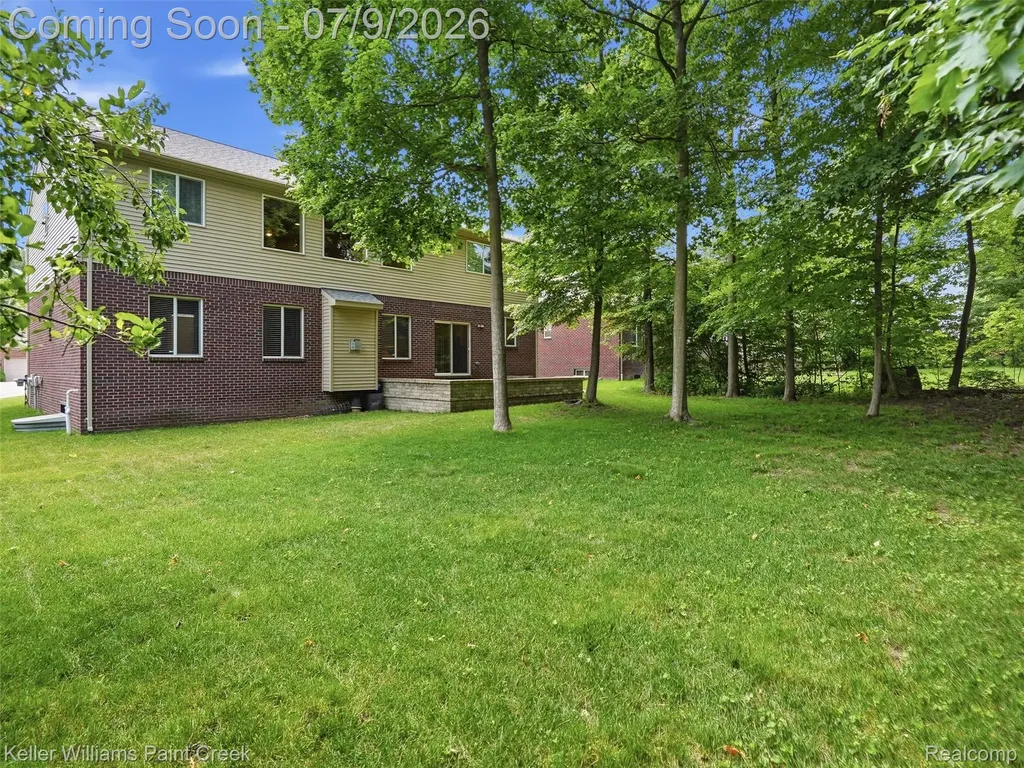 846 Monterey Lane Rochester Hills City MI 48307