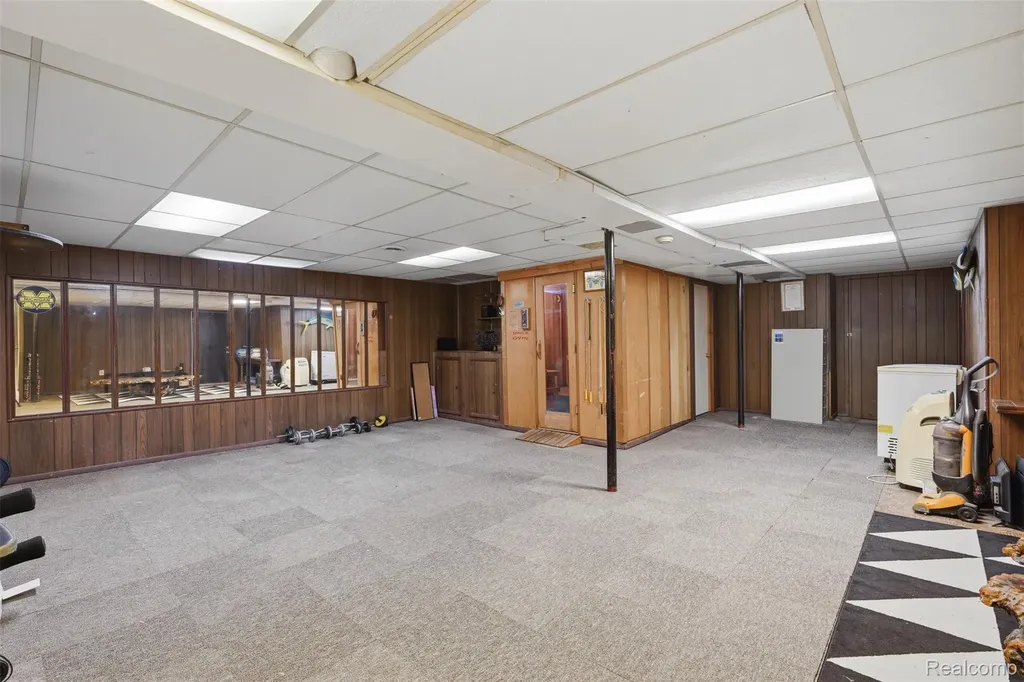 14385 Pere Street Livonia City MI 48154