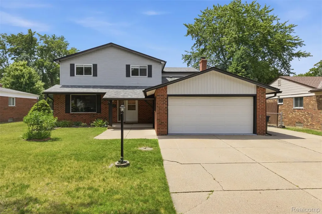 14385 Pere Street Livonia City MI 48154