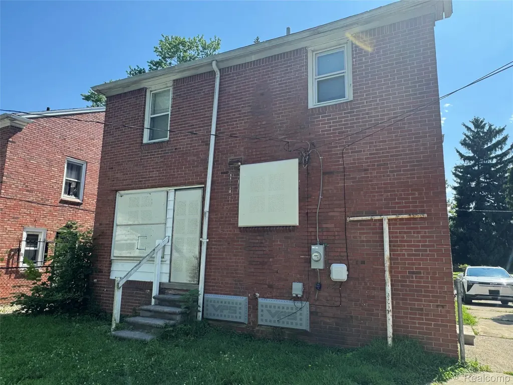 15421 Evergreen Road Detroit City MI 48223