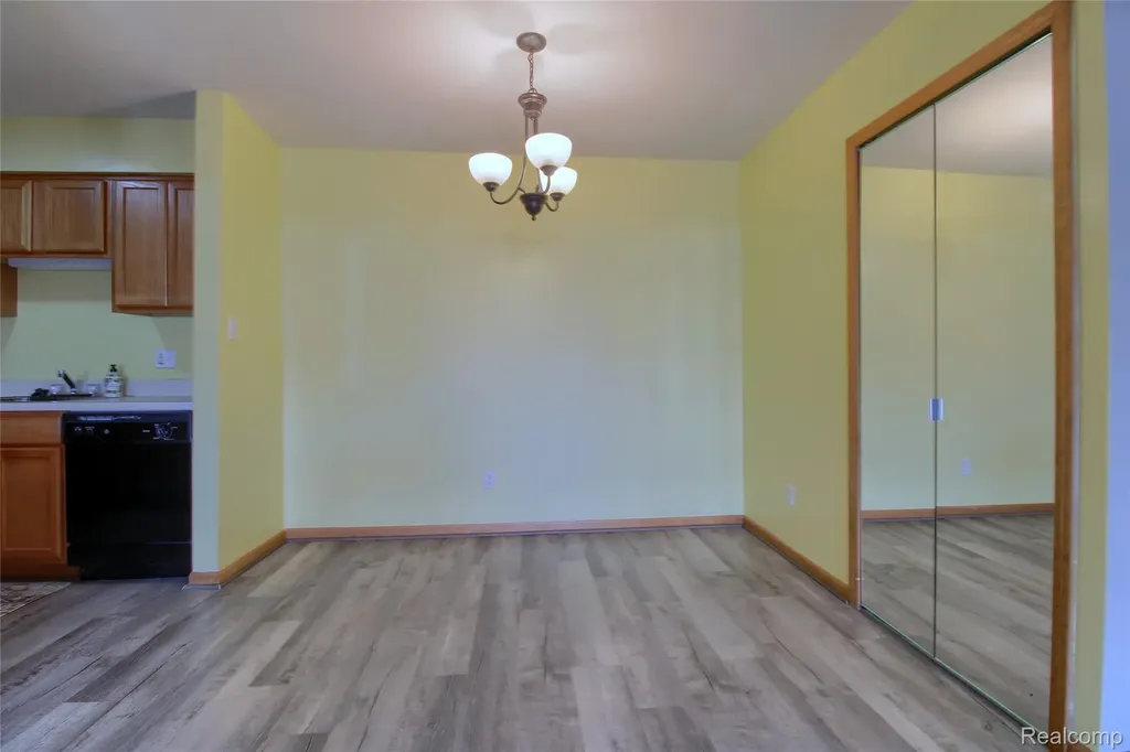 9743 Wildflower Court Van Buren Charter Township MI 48111