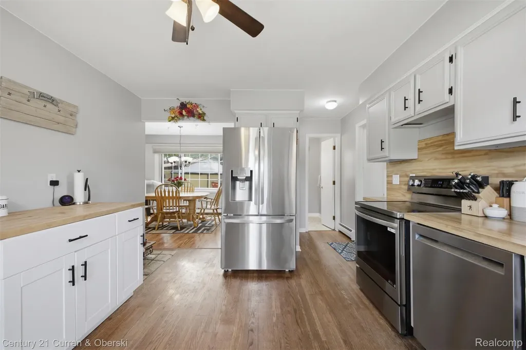 26560 Acacia Street Harrison Charter Township MI 48045