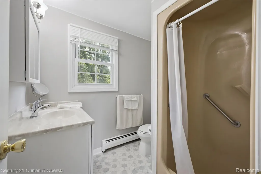 26560 Acacia Street Harrison Charter Township MI 48045