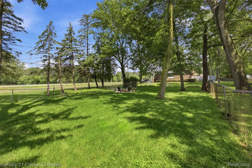 26560 Acacia Street Harrison Charter Township MI 48045