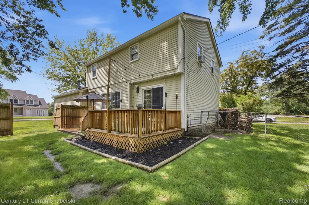 26560 Acacia Street Harrison Charter Township MI 48045