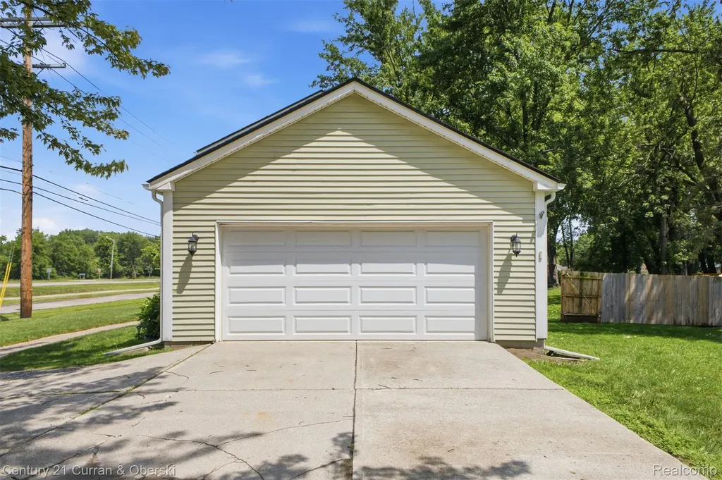 26560 Acacia Street Harrison Charter Township MI 48045