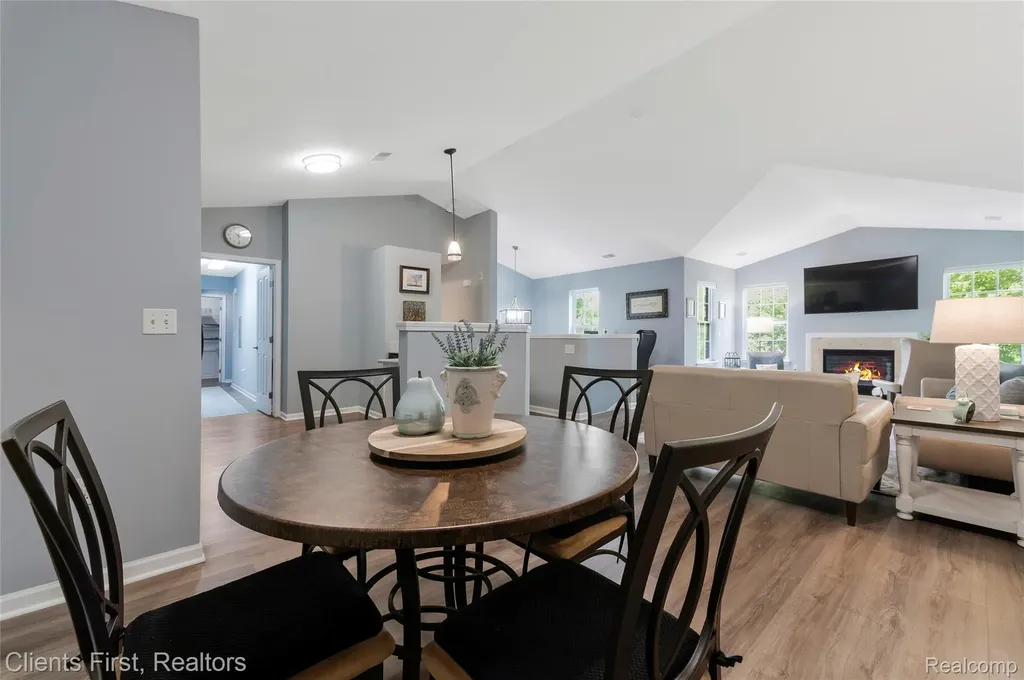 4208 Berkeley Avenue Canton Charter Township MI 48188