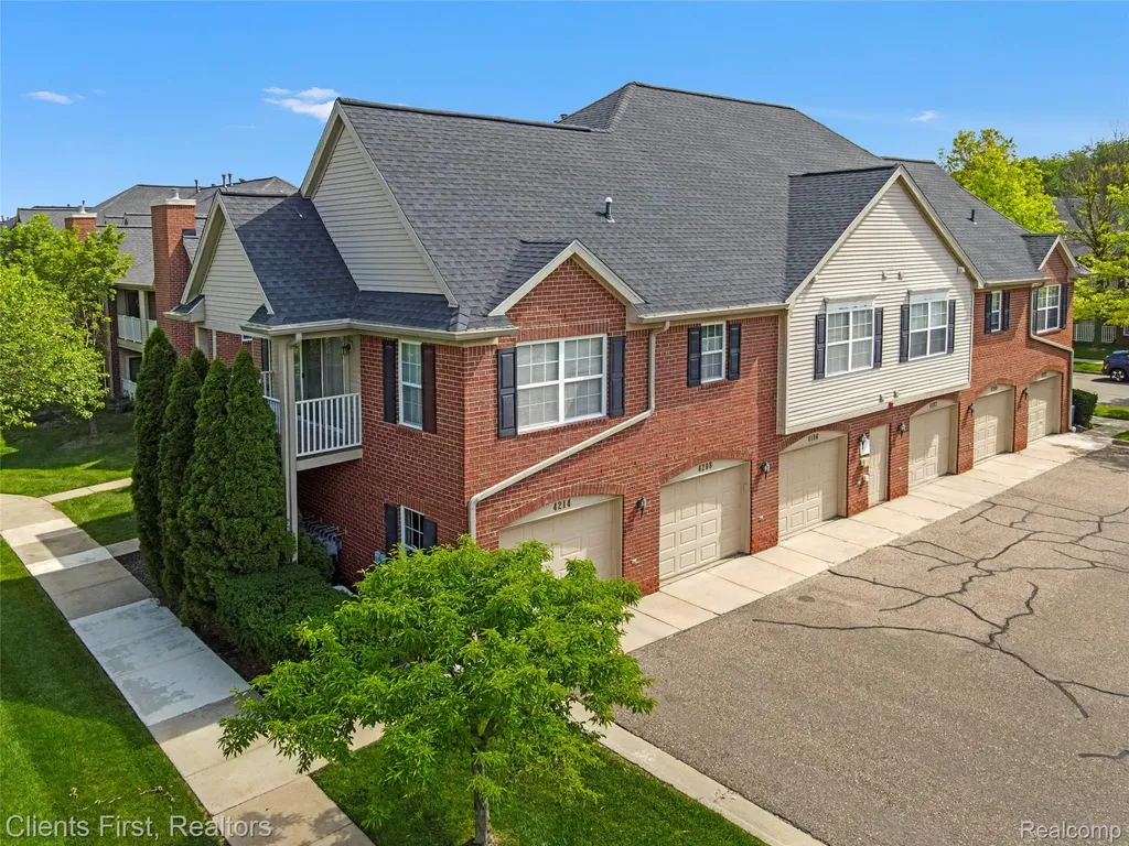 4208 Berkeley Avenue Canton Charter Township MI 48188