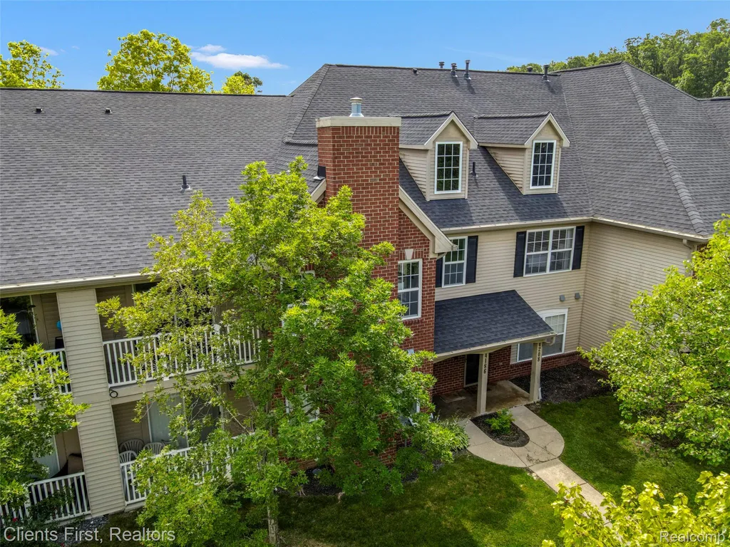 4208 Berkeley Avenue Canton Charter Township MI 48188