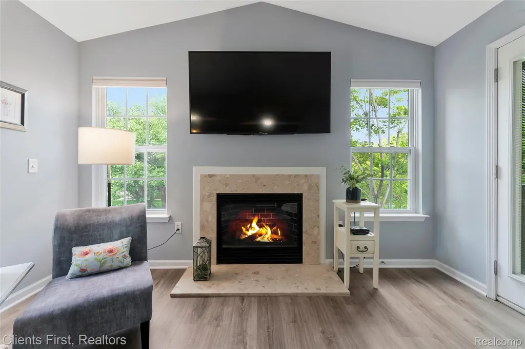 4208 Berkeley Avenue Canton Charter Township MI 48188