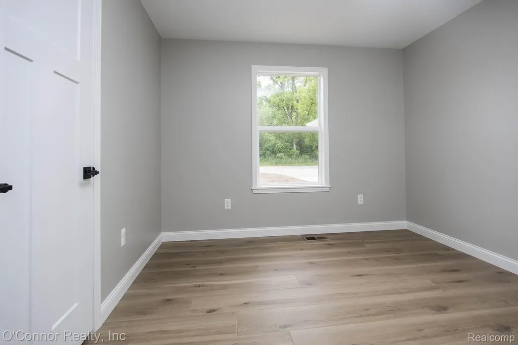 3834 Knapp Avenue Port Huron Charter Township MI 48060