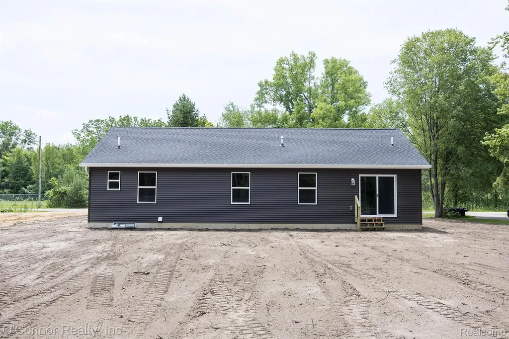 3834 Knapp Avenue Port Huron Charter Township MI 48060