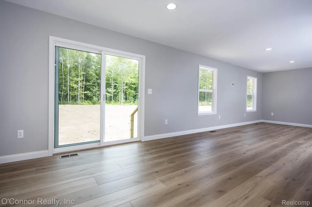 3834 Knapp Avenue Port Huron Charter Township MI 48060